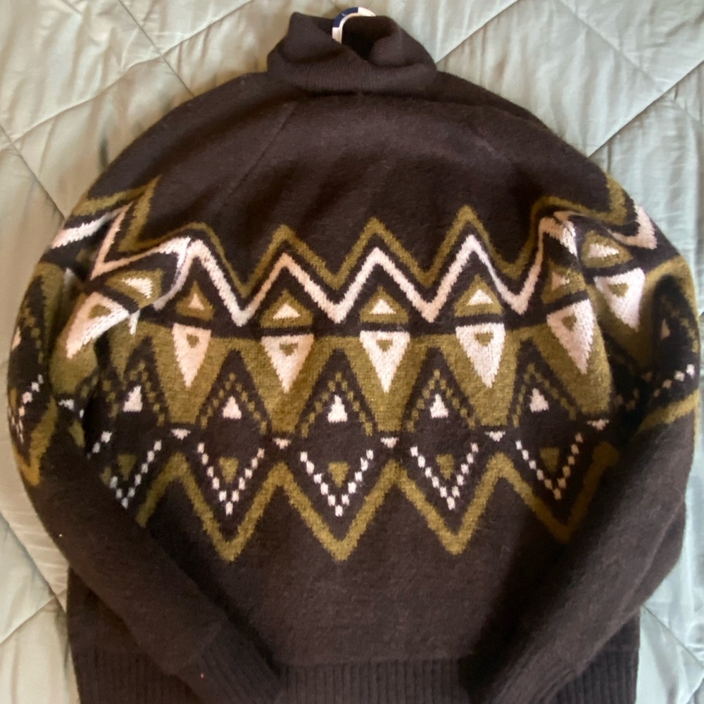 NWT Men's Banana Republic Turtleneck Sweater. Never Worn!